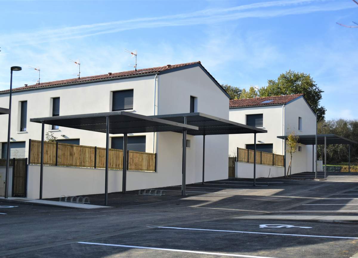 LE CLOS ANATALIA : villas et appartements